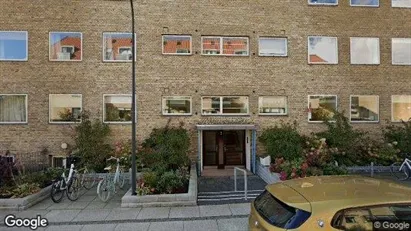 Andelsboliger til salg i Charlottenlund - Foto fra Google Street View