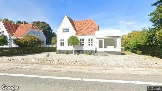 Huse til salg i Søndersø - Foto fra Google Street View