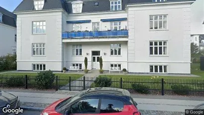Lejligheder til salg i Hellerup - Foto fra Google Street View Lejligheder til salg i Hellerup - Foto fra Google Street View