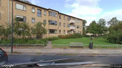 Lejligheder til salg i Hellerup - Foto fra Google Street View Lejligheder til salg i Hellerup - Foto fra Google Street View