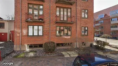Lejligheder til leje i Odense C - Foto fra Google Street View Lejligheder til leje i Odense C - Foto fra Google Street View