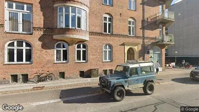 Lejligheder til salg i Frederiksberg C - Foto fra Google Street View Lejligheder til salg i Frederiksberg C - Foto fra Google Street View