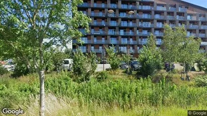 Lejligheder til leje i Solrød Strand - Foto fra Google Street View Lejligheder til leje i Solrød Strand - Foto fra Google Street View