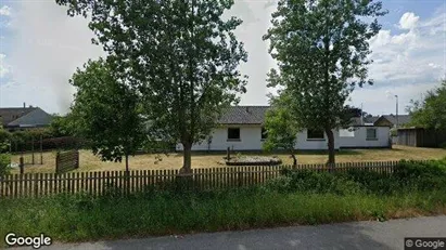 Lejligheder til salg i Pandrup - Foto fra Google Street View Lejligheder til salg i Pandrup - Foto fra Google Street View