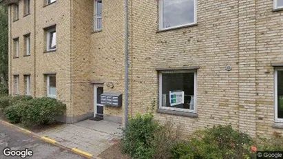 Lejligheder til salg i Humlebæk - Foto fra Google Street View