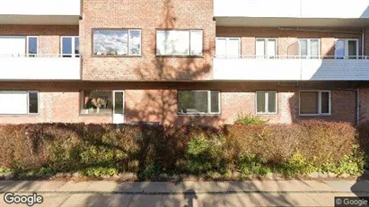Lejligheder til salg i Charlottenlund - Foto fra Google Street View