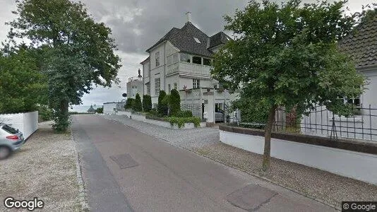 Lejligheder til salg i Rungsted Kyst - Foto fra Google Street View