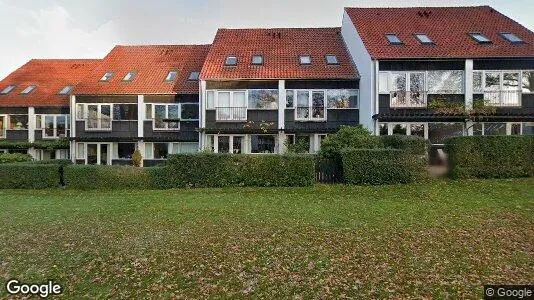 Lejligheder til salg i Holte - Foto fra Google Street View