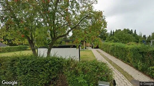 Lejligheder til salg i Kirke Hyllinge - Foto fra Google Street View