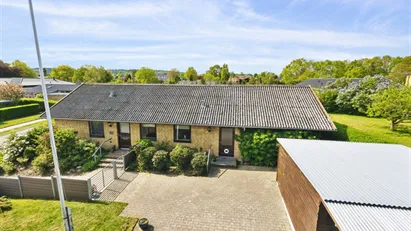 Rummelig etplansvilla til børnefamilien i Silkeborg