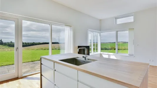 Huse i Randers NV - billede 2