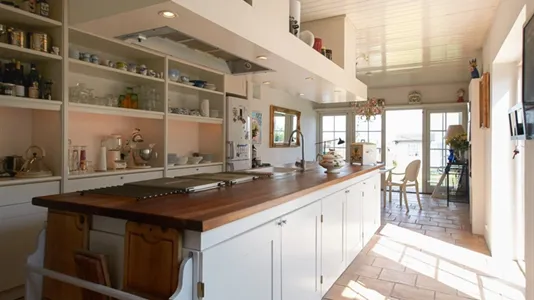 Huse i Klampenborg - billede 11